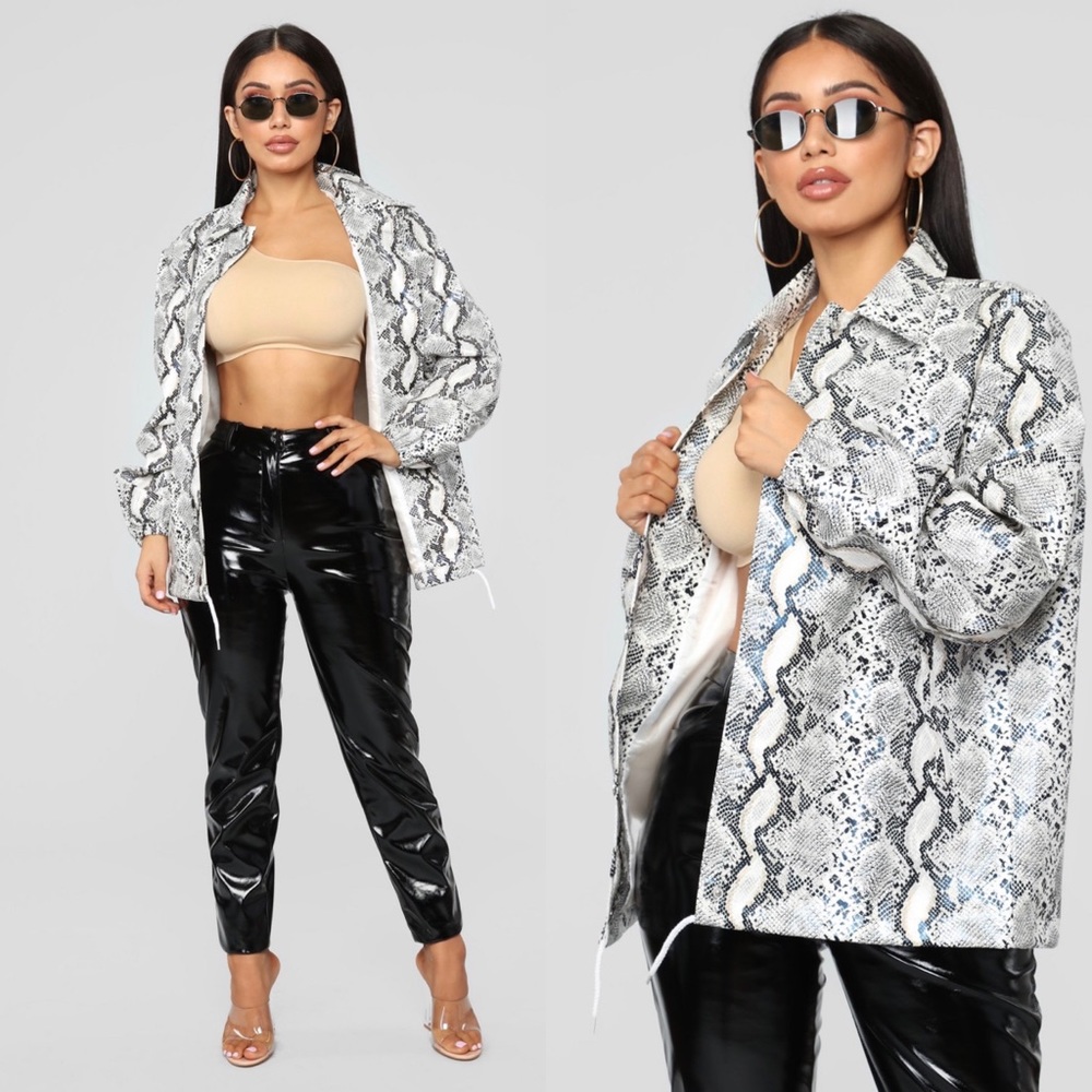 Fashion Nova White & Black Snakeskin Print Jacket